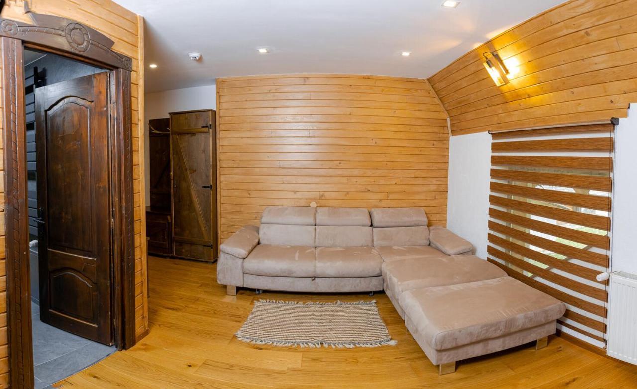Hotel Conacul Drahneilor à Ruscova Extérieur photo