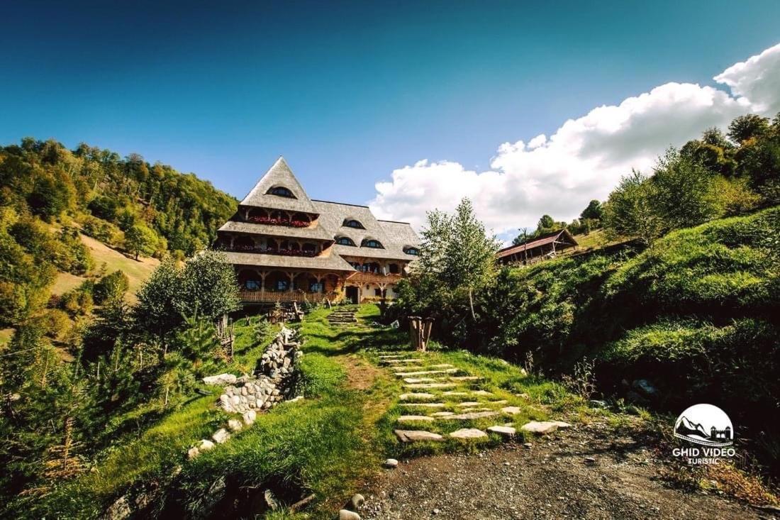 Hotel Conacul Drahneilor à Ruscova Extérieur photo